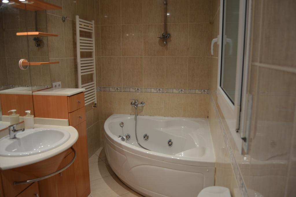 Raquel Koky Villa Empuriabrava Ngoại thất bức ảnh